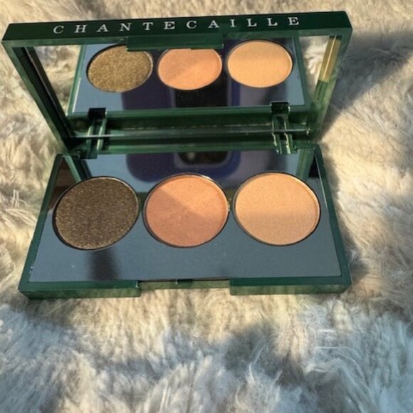 Chantecaille Sea Turtle Eyeshadow Trio - Picture 1 of 3